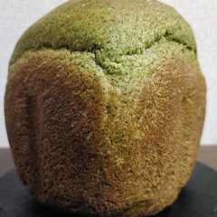 รูปของ ホーレン草1袋を丸ごと使った食パン♡