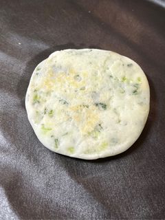 【手づかみ食べ】小松菜の米粉パンケーキ-レシピのメイン写真