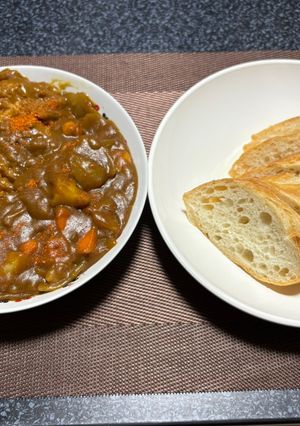 市販のロースカツでカツカレー＆バケット-レシピのメイン写真