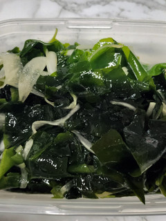 玉ねぎとわかめの酢の物-レシピのメイン写真