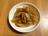 一味でピリ辛!油揚げと大根炒め煮!