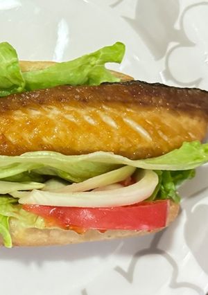 シンプルすぎるトルコさばサンド-レシピのメイン写真
