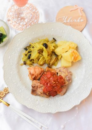 塩麹でやわらか♡鶏もも肉のトマトソテー-レシピのメイン写真