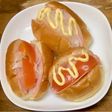 ハムとオニオンのロールパンサンド