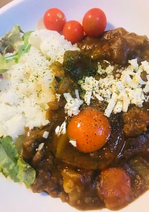 豚うで肉のチーズ＆玉子の出汁ポークカレー-レシピのメイン写真