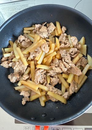 ジャガイモと豚肉炒め-レシピのメイン写真
