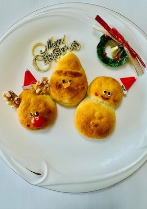 子供喜ぶ☆発酵なしのクリスマス向まるパン-レシピのメイン写真