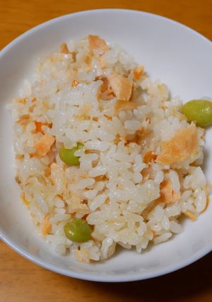 不器用鮭のアロース（炊き込みご飯）-レシピのメイン写真