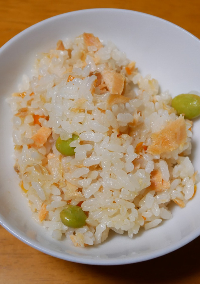不器用鮭のアロース（炊き込みご飯）-レシピのメイン写真