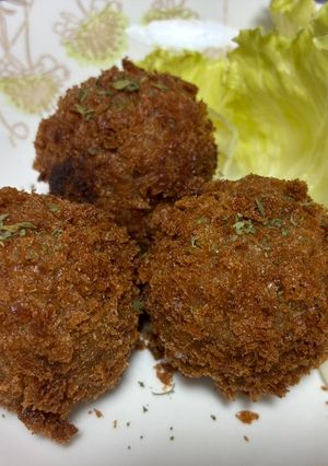 残りご飯でレトルトカレーチーズinライスコロッケ-レシピのメイン写真