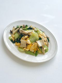しめじと青梗菜の、ふわたまチャンプルー。-レシピのメイン写真