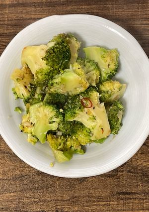 ブロッコリーのにんにく炒め-レシピのメイン写真