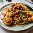 夏の夕飯!自作ミートソースでエビミートパスタ
