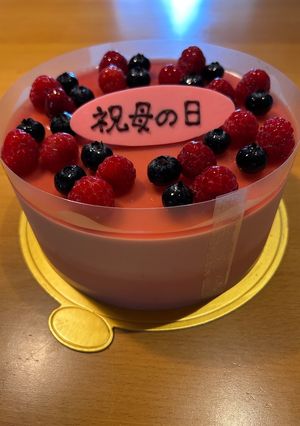 母の日のフランボワーズムースケーキ-レシピのメイン写真