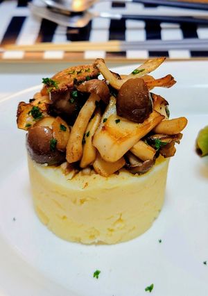 マッシュポテトのきのこバターのっけ-レシピのメイン写真