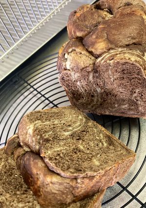 ベトナムコーヒー風マーブル食パン-レシピのメイン写真