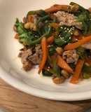 豚肉と炒り大豆のバター醤油炒め