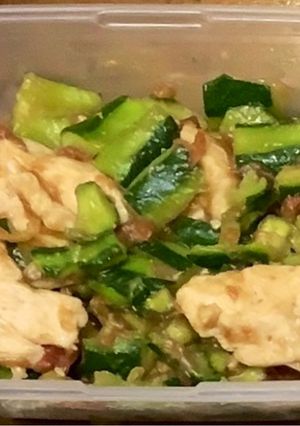 鶏むね肉ときゅうりの梅肉炒め-レシピのメイン写真