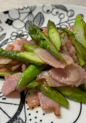 アスパラとベーコンのバター炒め♪-レシピのメイン写真