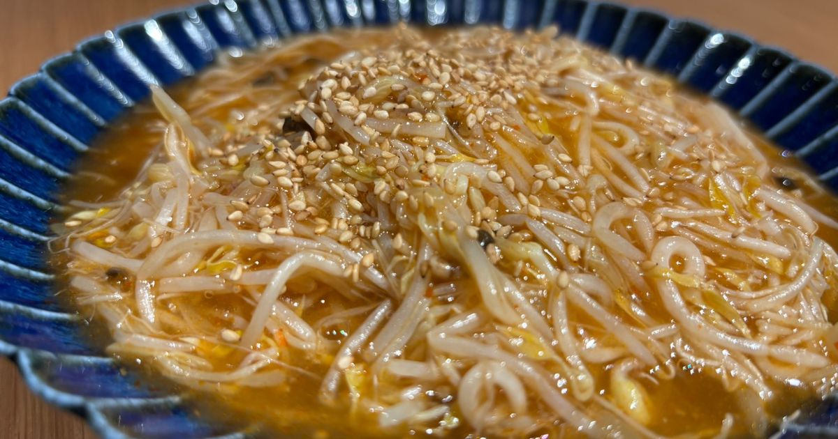 具材もやしだけ！もやしのピリ辛とろとろ餡 by モモとミルキィ