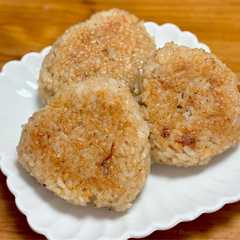 A picture of 簡単！絶品！フライパンで焼きおにぎり.