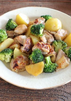 鶏肉とじゃがいもの塩バター蒸し-レシピのメイン写真