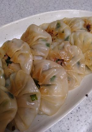 餃子の皮で☆ニラまんじゅう-レシピのメイン写真