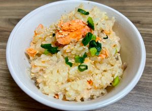 簡単♪鮭とキノコの炊き込みご飯-レシピのメイン写真