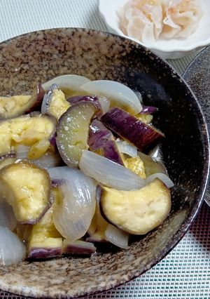なすと玉ねぎのやさしい塩麹蒸し-レシピのメイン写真