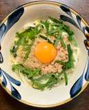 即席の卵スープと挽き割り納豆うどん