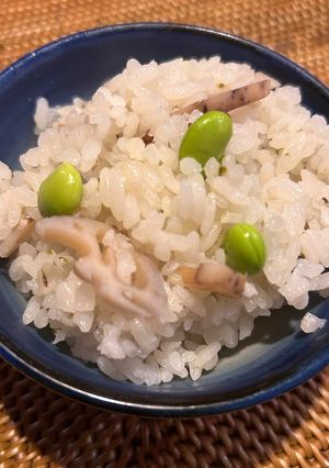栄養満点💯レンコンと枝豆の松茸ご飯-レシピのメイン写真