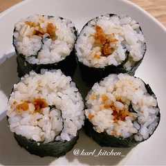 รูปของ 簡単とりそぼろ海苔巻き覚書