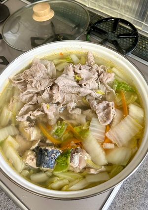 サバ缶鍋🍲豚肉入り-レシピのメイン写真