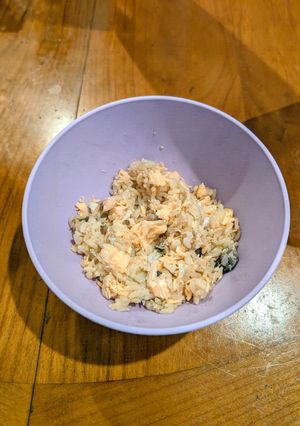 1歳と食べる、鮭とマッシュルームご飯-レシピのメイン写真