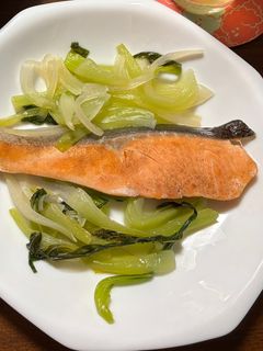 ワンパンで鮭と野菜の酒蒸し-レシピのメイン写真