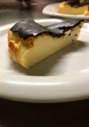バスク風チーズケーキ　まぜまぜ１０分-レシピのメイン写真