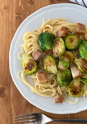 芽キャベツとベーコンのパスタ-レシピのメイン写真