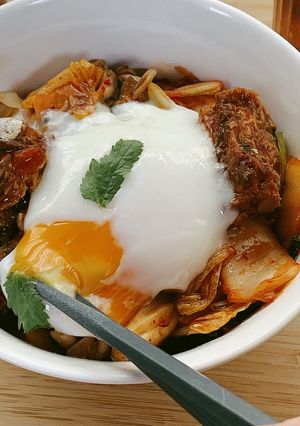さばみそキムチ丼(キムチの大量消費に)-レシピのメイン写真