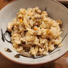 A picture of かやくご飯.