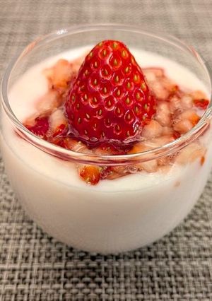 米粉でいちごミルクプリン-レシピのメイン写真