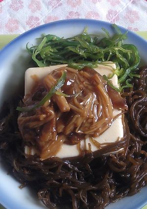 海藻色々＋なめ茸載せ冷奴のタパス-レシピのメイン写真