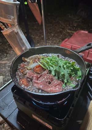 セルバチコで一人ワインすき焼き-レシピのメイン写真