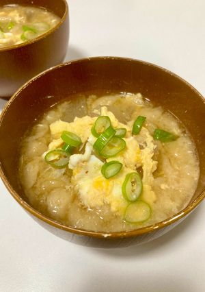 コク旨♡冬瓜と卵のピリ辛お味噌汁-レシピのメイン写真