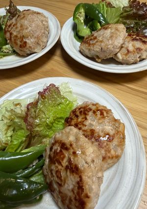 ソース不要で簡単⭐︎エリンギ入り味噌ハンバーグ-レシピのメイン写真