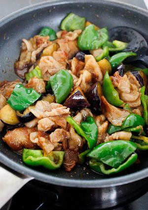 【豚バラなすとピーマンの生姜焼き】ご飯が進む♫-レシピのメイン写真