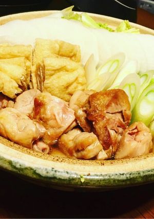 寒い日に食べて元気になる鶏肉と野菜の鍋-レシピのメイン写真