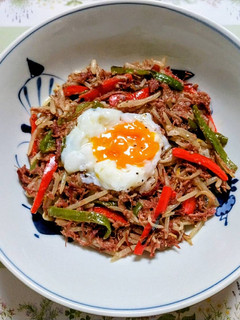 簡単ランチ!もやしピーマンコンビーフ丼-レシピのメイン写真