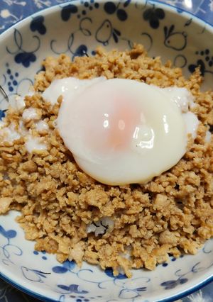 お弁当にも🐣簡単鶏そぼろ丼-レシピのメイン写真