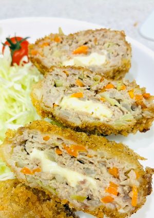 野菜たっぷり！チーズ入りメンチカツ♪-レシピのメイン写真