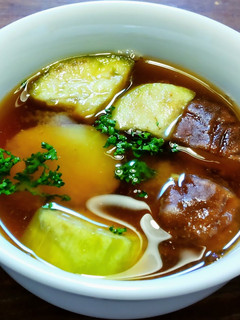 薩摩芋、白茄子、椎茸のお味噌汁-レシピのメイン写真